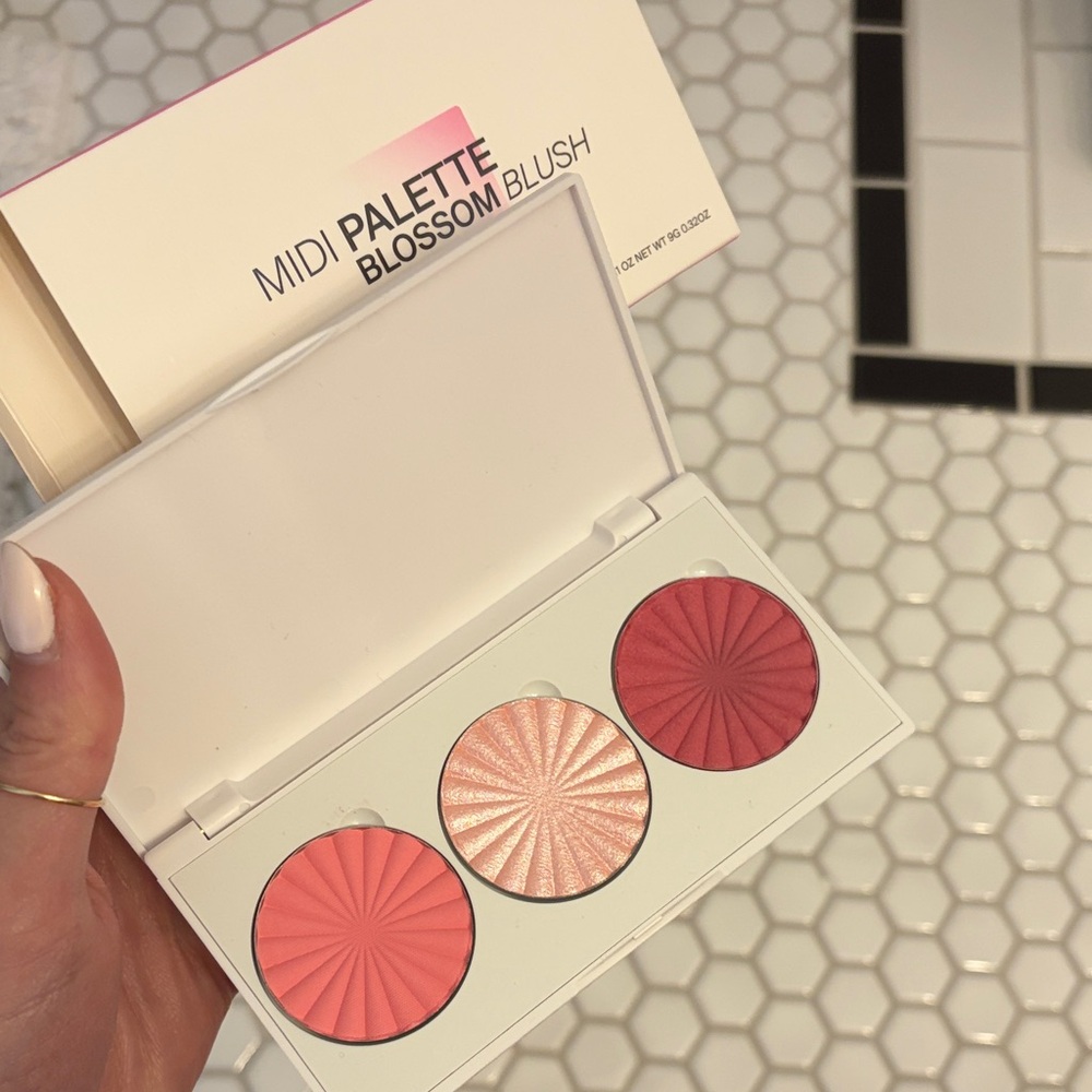 NWT Midi Palette Blossom Blush Trio - Pink Shades